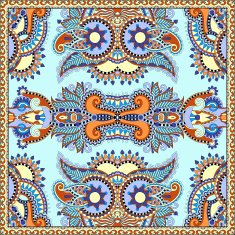 Traditional ornamental floral paisley bandanna N600