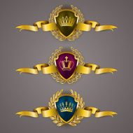 Golden shields with laurel wreath N3