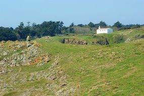 chapel from the cliff of the island of Il