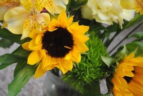 yellow sunflower bouquet