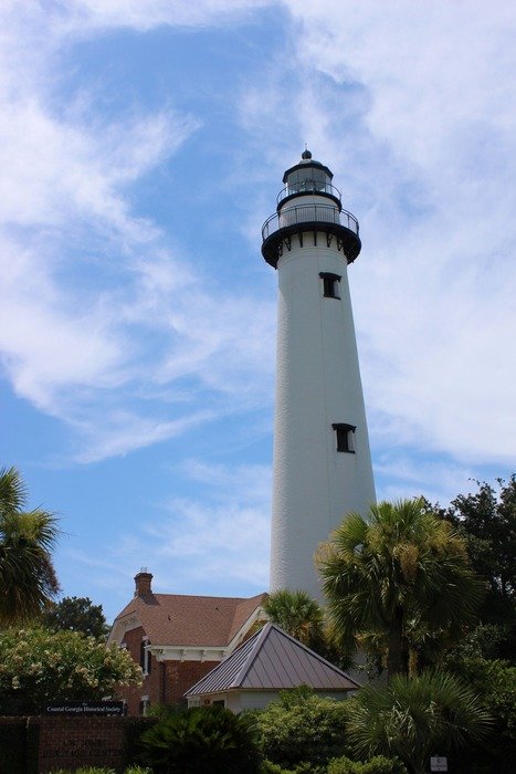 white lighthouse in southeast Georgia