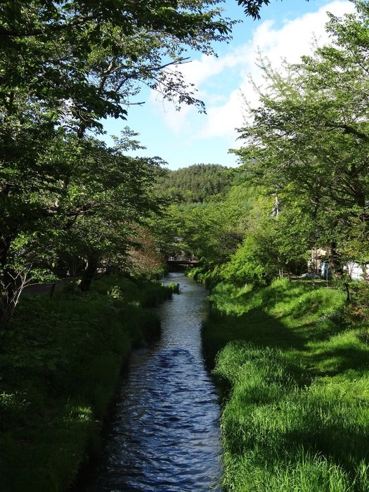 oshino hakkai river