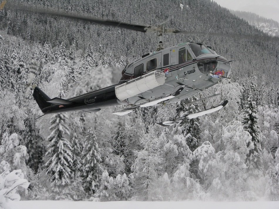 Picture of helicopter and mountains
