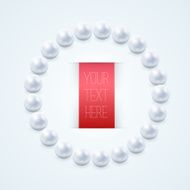 Pearl necklace with red label