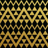 Gold seamless pattern of triangles on black background N2