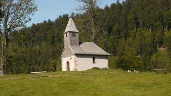 loneliness church in France