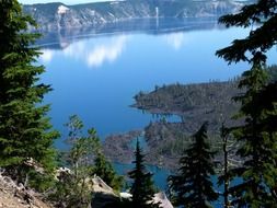 crater lake in Oregon USA