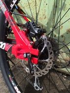 bicycle wheel with brake