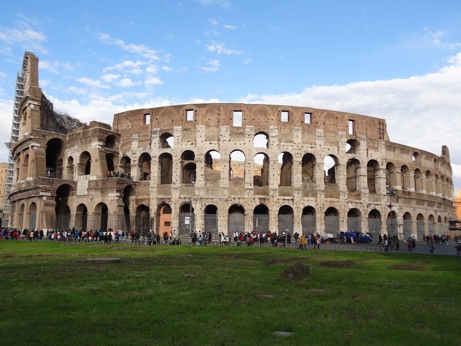 colosseum on green grass