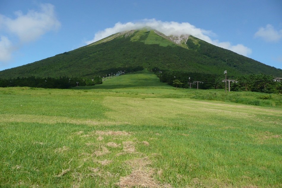 Mount Oyama - Mountain in Japan