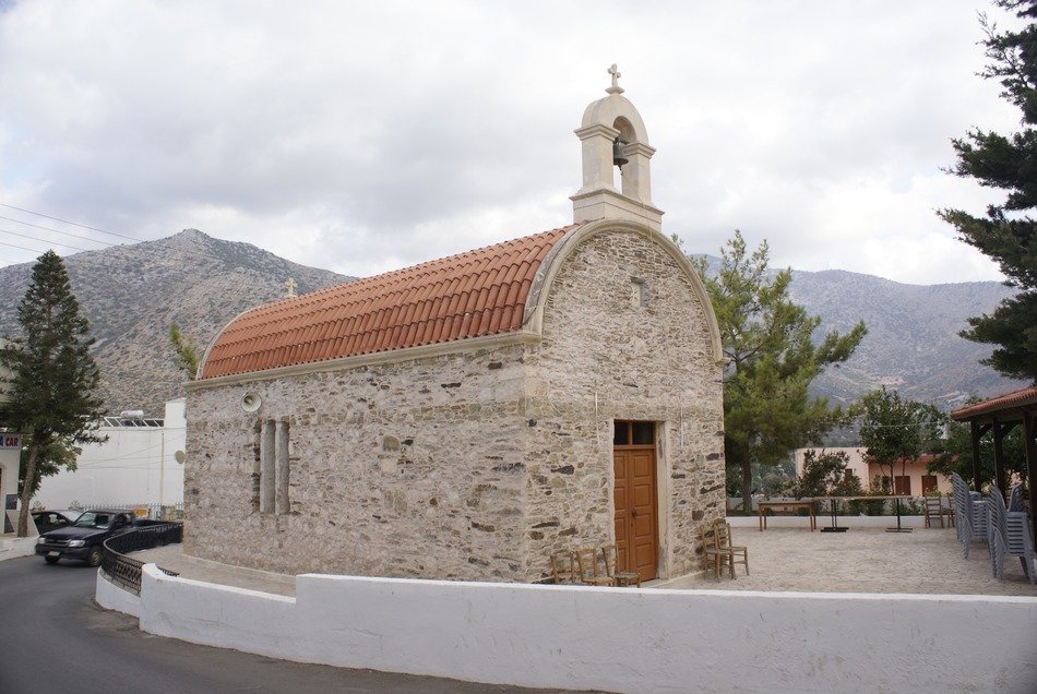 Stone church in excellent location