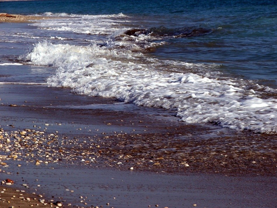 waters drop of beach