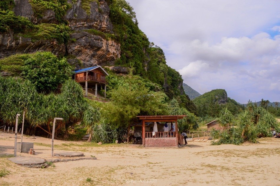 laut lampuuk house