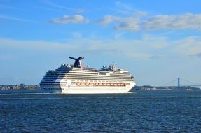 Cruise ship in New York