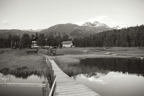 Black and white photo of the lake