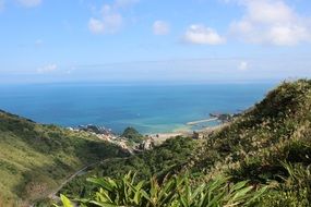 distant view from the mountain to the reef