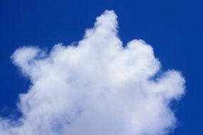 photo of fluffy white clouds