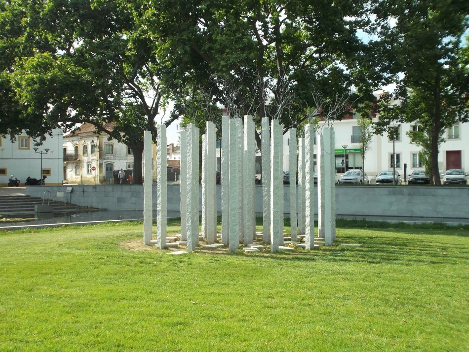 Almurol sculpture in the park