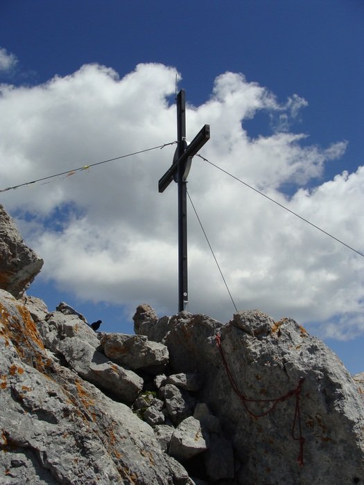 photo of the cross at the peak of the Alps in Austria