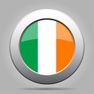 metal button with flag of Ireland N2