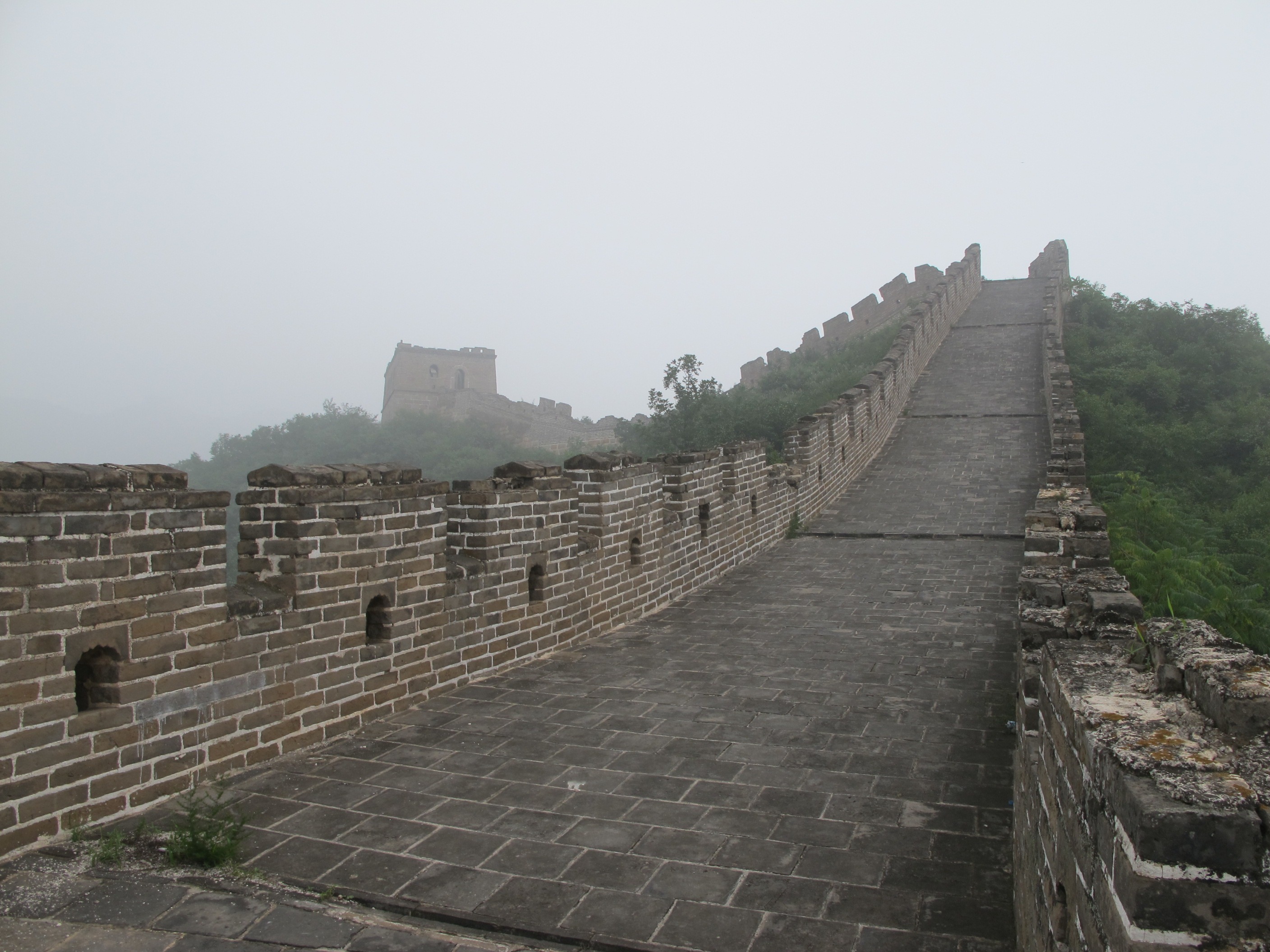 Великий стена узбек. Великая китайская стена раскопки. Ориентир стены Великая китайская стена. Китайская стена разрушена. Великая стена хра.