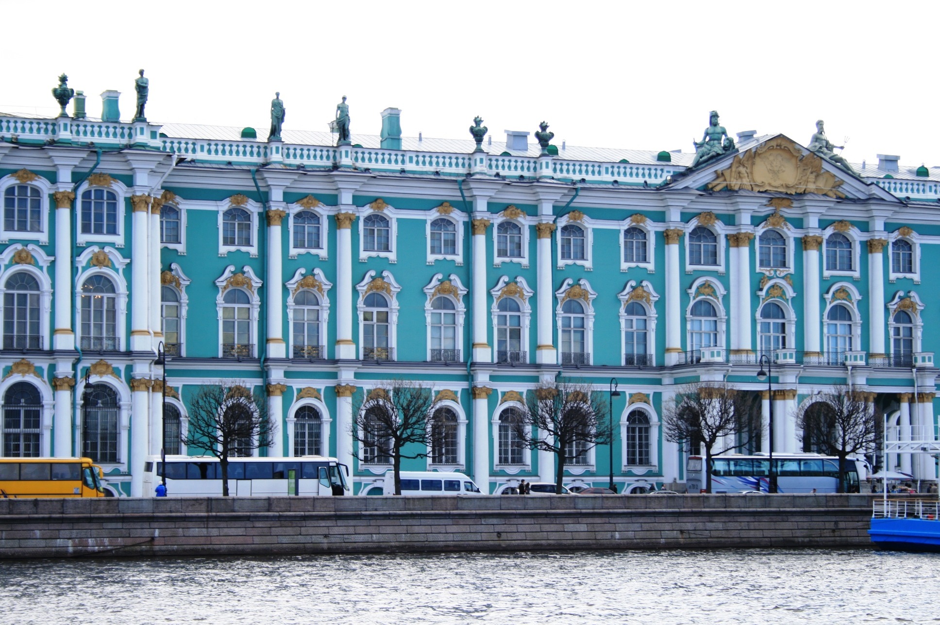 Зимний дворец Эрмитаж фасад