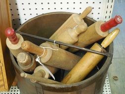 wooden rolling pin dough roller bucket