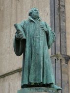 martin luther statue