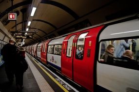 train at London Underground station