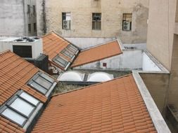 red roofs