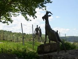 sculpture vineyard