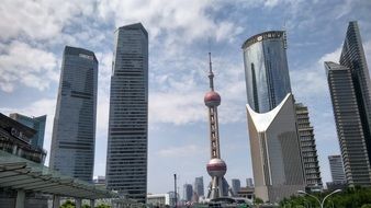 Oriental Pearl TV Tower â The TV Tower in Pudong, Shanghai