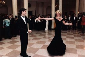 dancing princess Diana and John Travolta in a hall