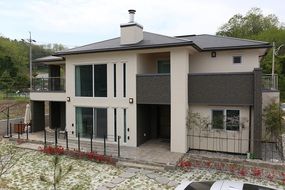 Spacious duplex house