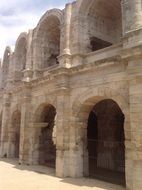 ancient roman large architecture landmark