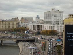 road along the white house in Moscow