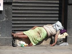 homeless sleeping in mexico