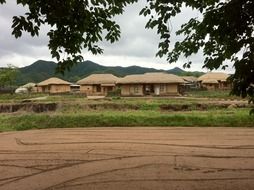 Hahoe Village is home to descendants of the Ryu clan