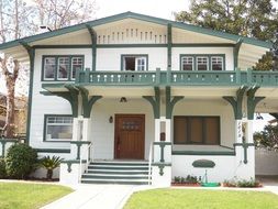 bungalow cottage
