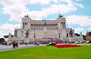 victor emmanuel monument on rome