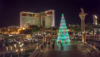 christmas tree in las vegas