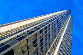 Side view of a modern skyscraper in paris