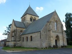 sainte catherine Church near the trees