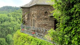 landscape of reichsburg cochem castle