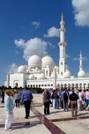 Sheikh Zayid Mosque - one of the six largest mosques in the world