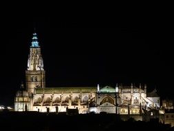 illuminated Toledo cathedral at night