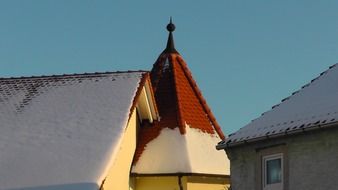 tile roofs in snow