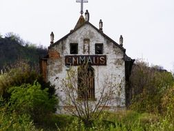 abandoned little church