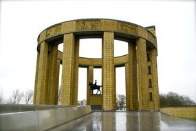 monument of a Albert 1 in western flander
