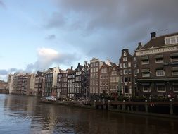 houses near the water in amsterdam
